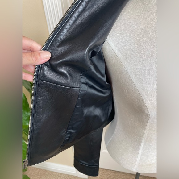 Banana republic black leather jacket size small - Picture 7 of 13